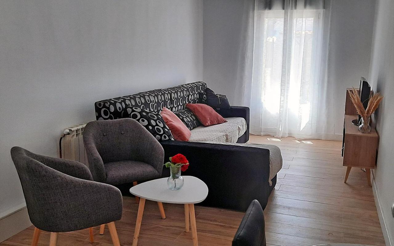 Kataenea. Apartamento En El Prepirineo Navarro. Naturaleza Aoiz المظهر الخارجي الصورة